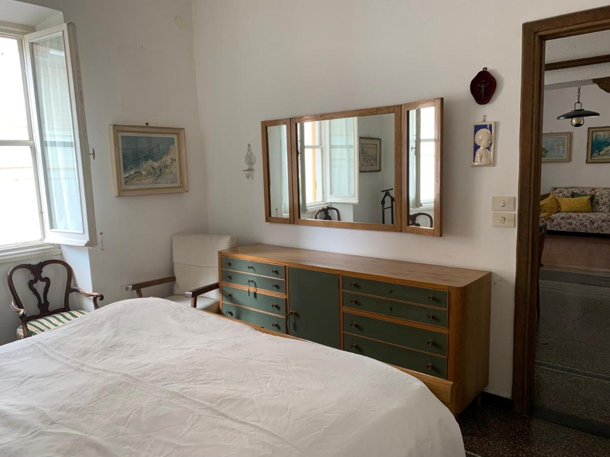 Sestri Levante Central Old Cusine Apartment Bagian luar foto