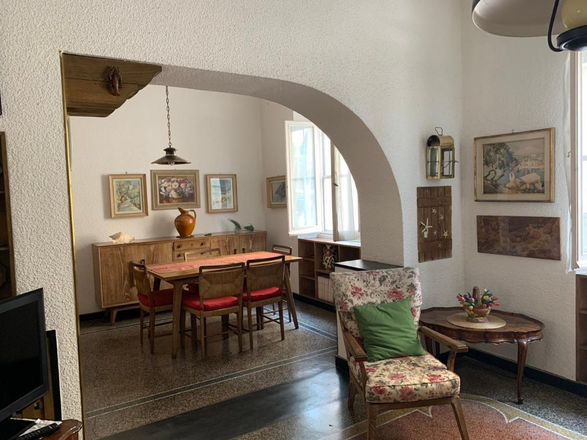 Sestri Levante Central Old Cusine Apartment Bagian luar foto